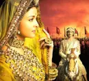 Bollywood movie Jodhaa Akbar starring Aishwarya Rai & Hrithik Roshan