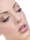 violet mascara