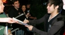 Pete signing 4 the fans