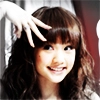 rainie yang avatar / icon