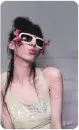 girl wit sunglasses