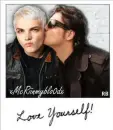 gerard kissing gerard