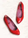 red shoes 