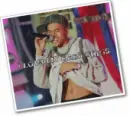I LUV PINK JUSS LIK I LUV MA HUBBY CHRIS BREEZY!!