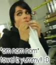 towel iz yummy!! :D