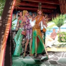 girls at beach bar