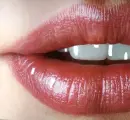 glossy lips