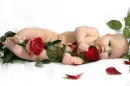 baby with roses