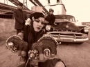 Zoe Jakes with Beats Antique