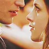Edward and Bella CLOSE