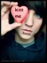 kiSS mE