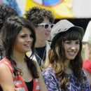 selena and demi and nick