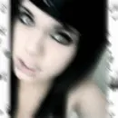 EMO GIRL+<3=broken heart