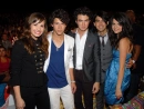 demi selena and jonas b