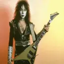 Vinnie V - Kiss 