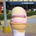 Helado vainilla y fresa