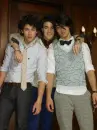 jonas brothers