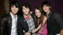 miley cyrus and the jonas brothers