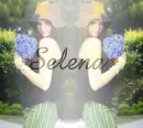 Selena is sparkleing