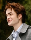 Robert Pattinson