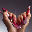 nails