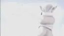 pillsbury doughboy kiss