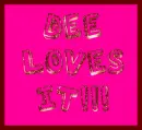 Dee Loves It