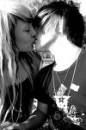 kissing