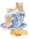 Mice in teacup