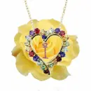 Rose and neckless. love it