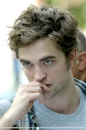 robert sexass pattinson :D