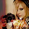 put on ur profile if u lyk avril