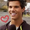 TAYLOR LAUTNER