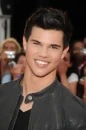 TAYLOR LAUTNER