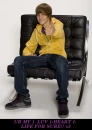 JUSTIN BIBER LUVS HIS FANS 