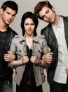 Kristen Stewart, Robert Pattinson & Taylor Launter