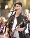 nick jonas 