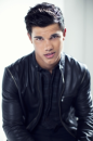 Lautner <3