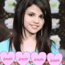 selena gomez with hearts