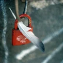 Feather lock