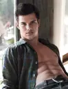 Taylor Lautner