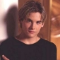 http://www.zulva.com/images/love/images/friendster-backgrounds.gif