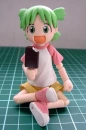 Revoltech yotsuba eating a popsicle
