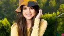 sweet selena smile 
