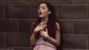 ariana grande gif