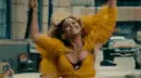 Beyonce smiling happy in the street 