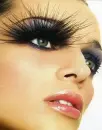 Loooooooong Eyelashes!