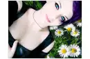 eyes blue