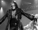 Kevin Richardson singing