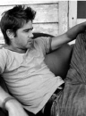 Colin Farrell looking so freaking HOT 